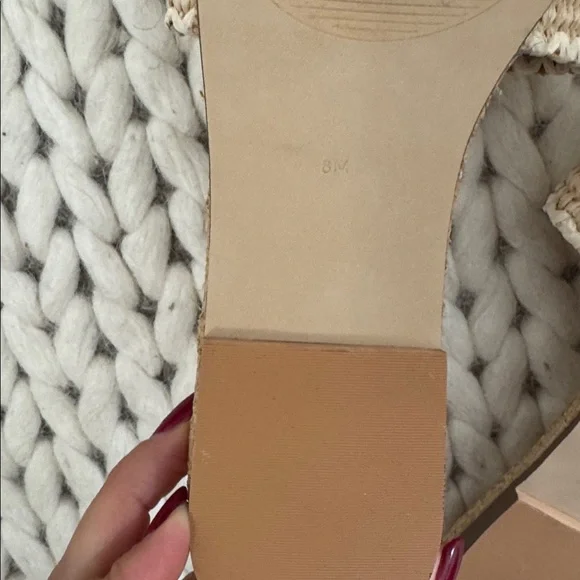 Steve Madden Merla Natural Raffia Woven Buckle Slides $80 sz 8 M - Picture 3 of 6